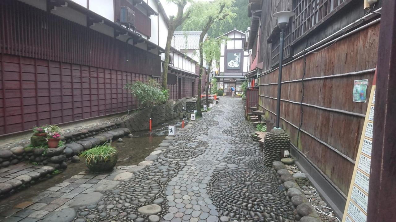 Yanaka No Taisuke Hotell Gujo Exteriör bild